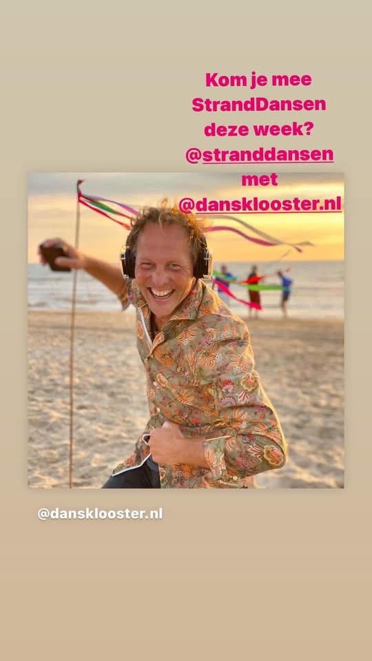 Zomerse EcstaticDance Beach