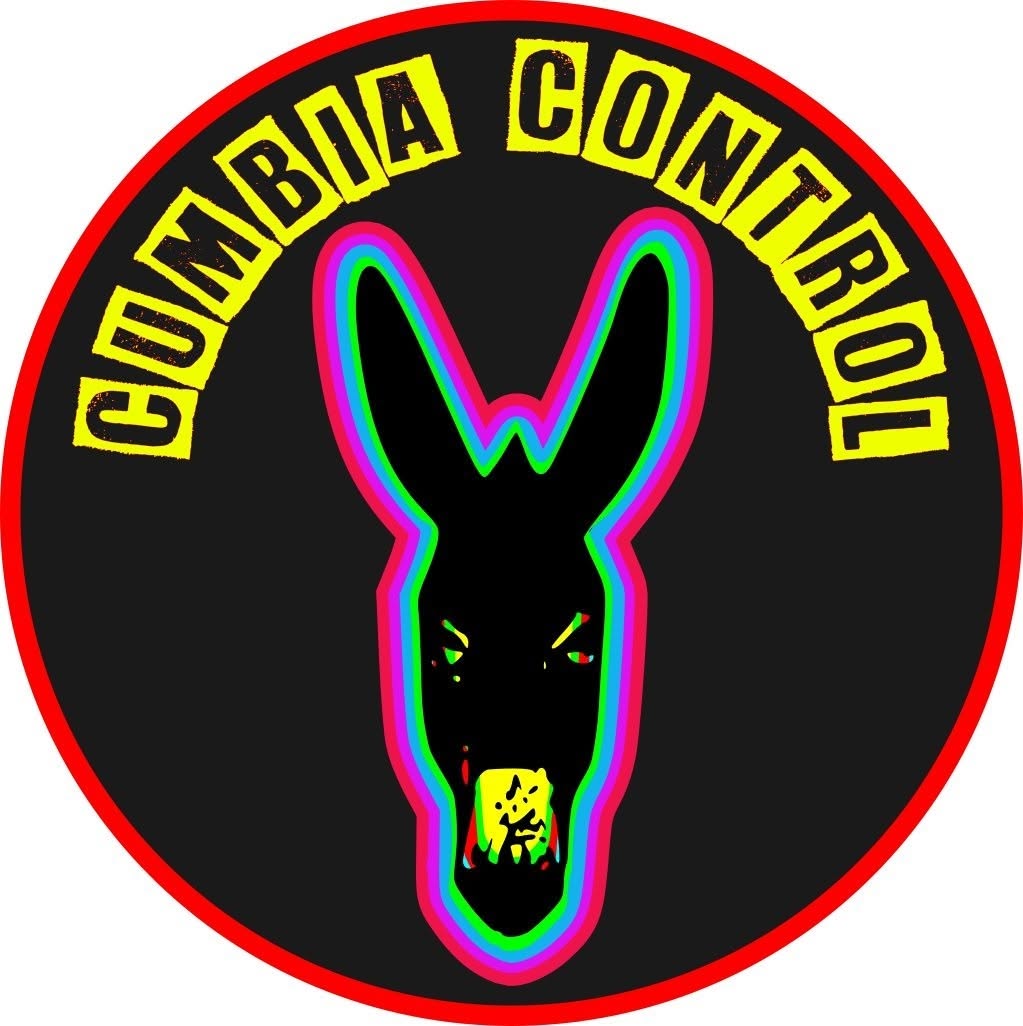 Cumbia Control à La Place Commune