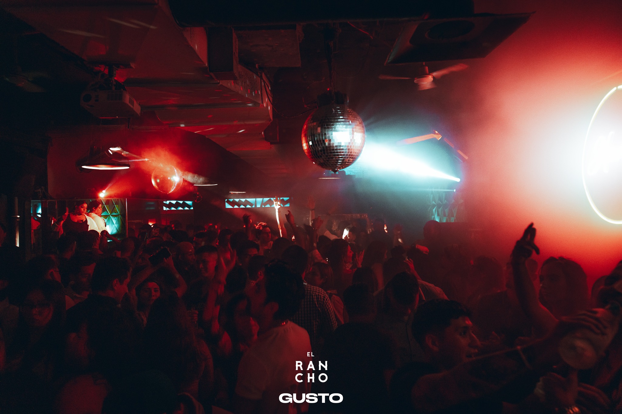 Baila Con Gusto - Christmas Bash