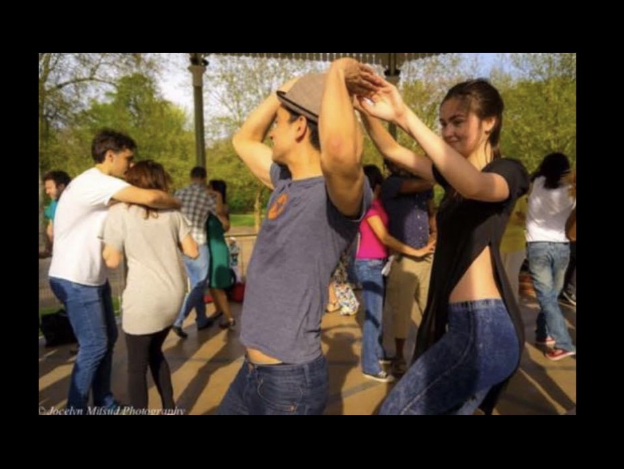 Salsa in the Park