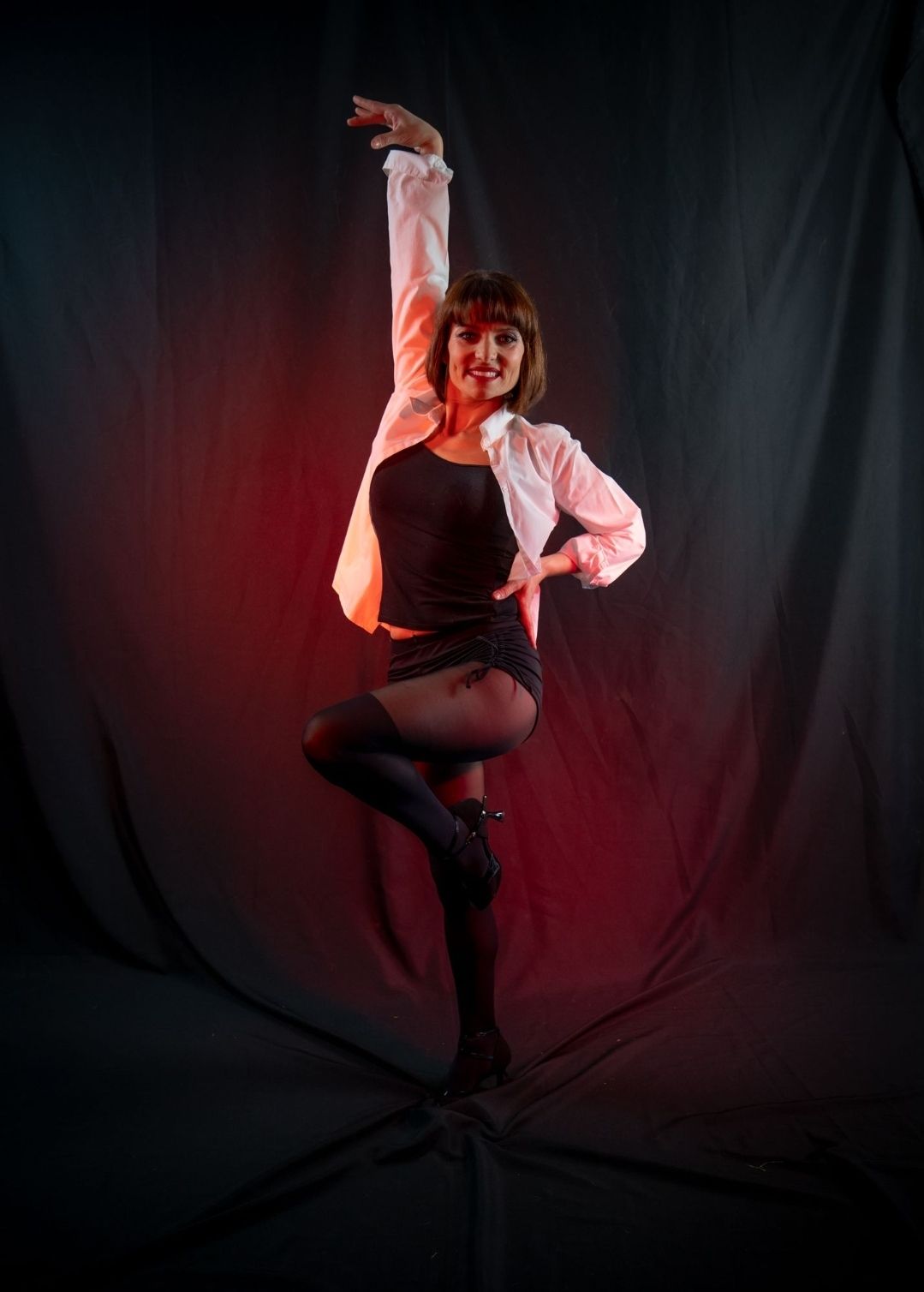 STAGE LADIES'DANCE