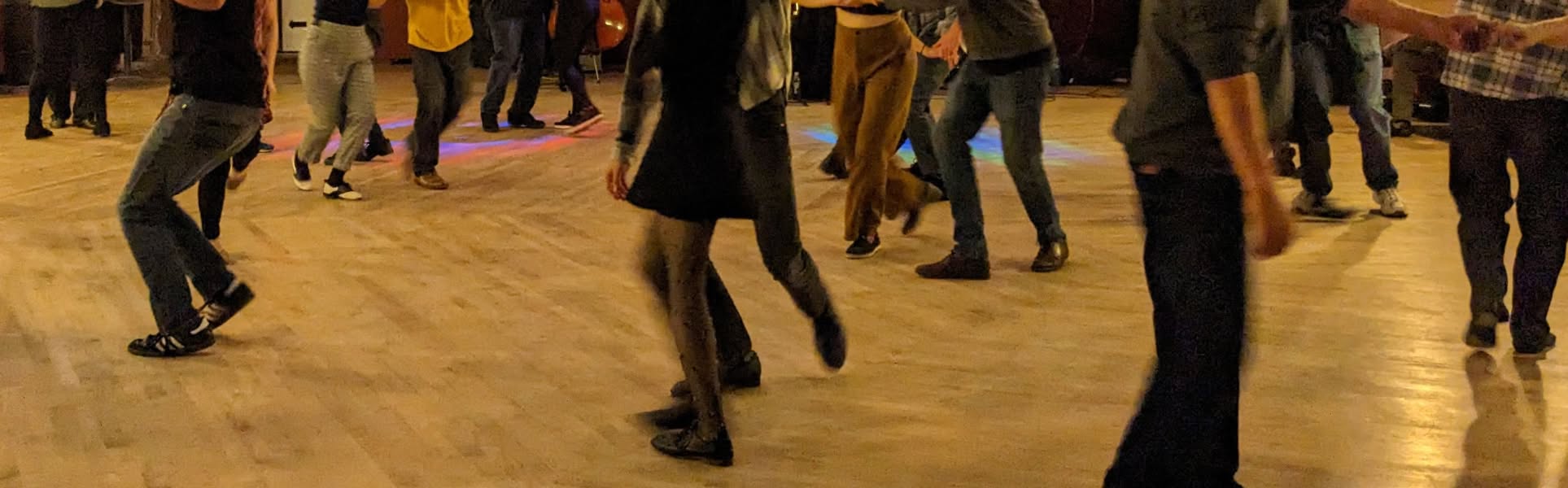 Beginner 6-count Lindy Hop at Monday Night Swing