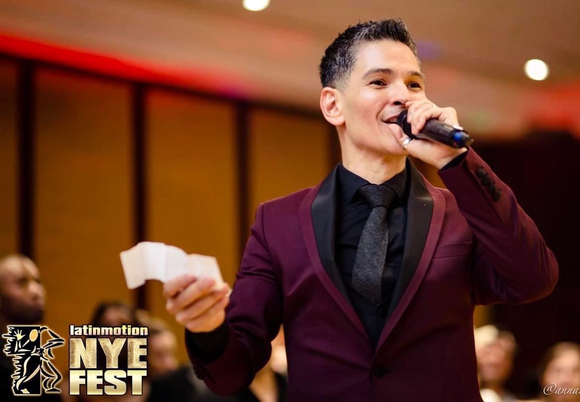 FIESTA LATINA SALSA & BACHATA CLASSES WITH MAURICIO REYES