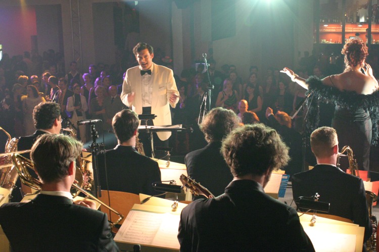 Swing-Tanz-Nachmittag mit Bigband