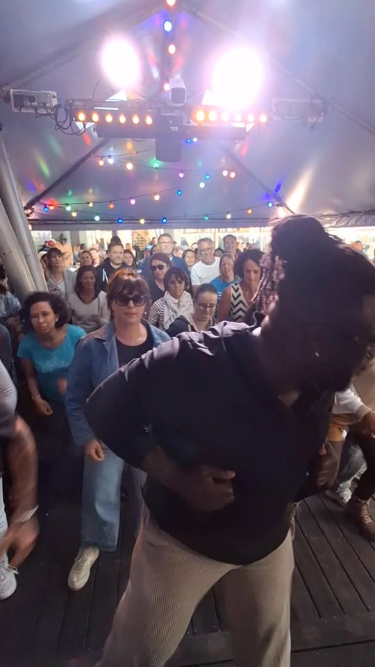 Bailar Conmigo Ptite Case