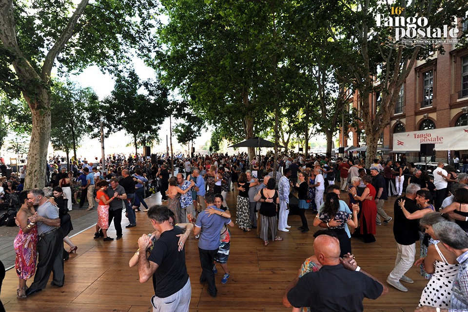 Eternas milongas (bals tango de plein air) • Festival Tangopostale