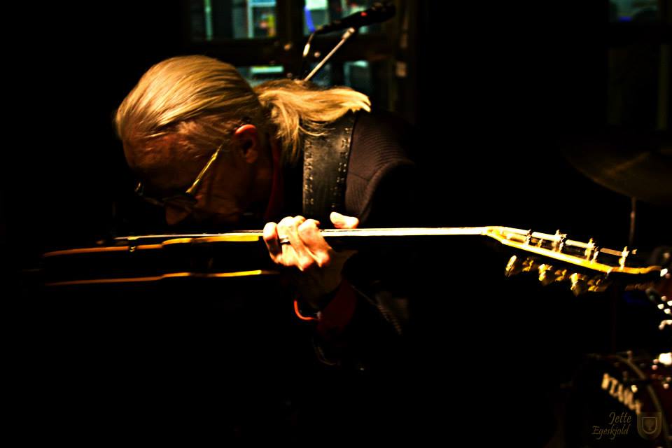 Funky Jule Blues Bal på Mojo med Kenn Lending BB