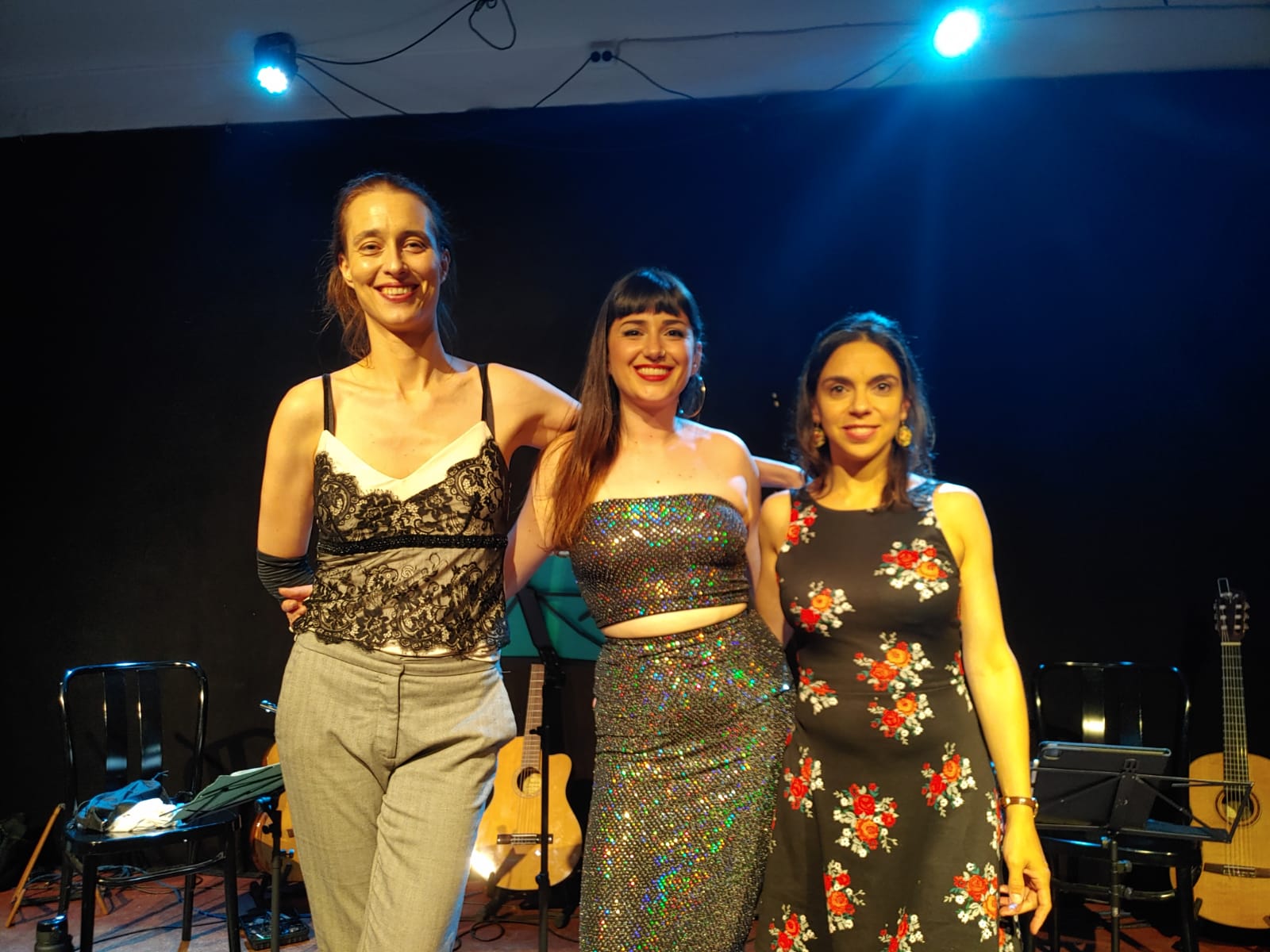 Live-Milonga: Camila Arriva & OVNI Tango-Gitarren-Trio