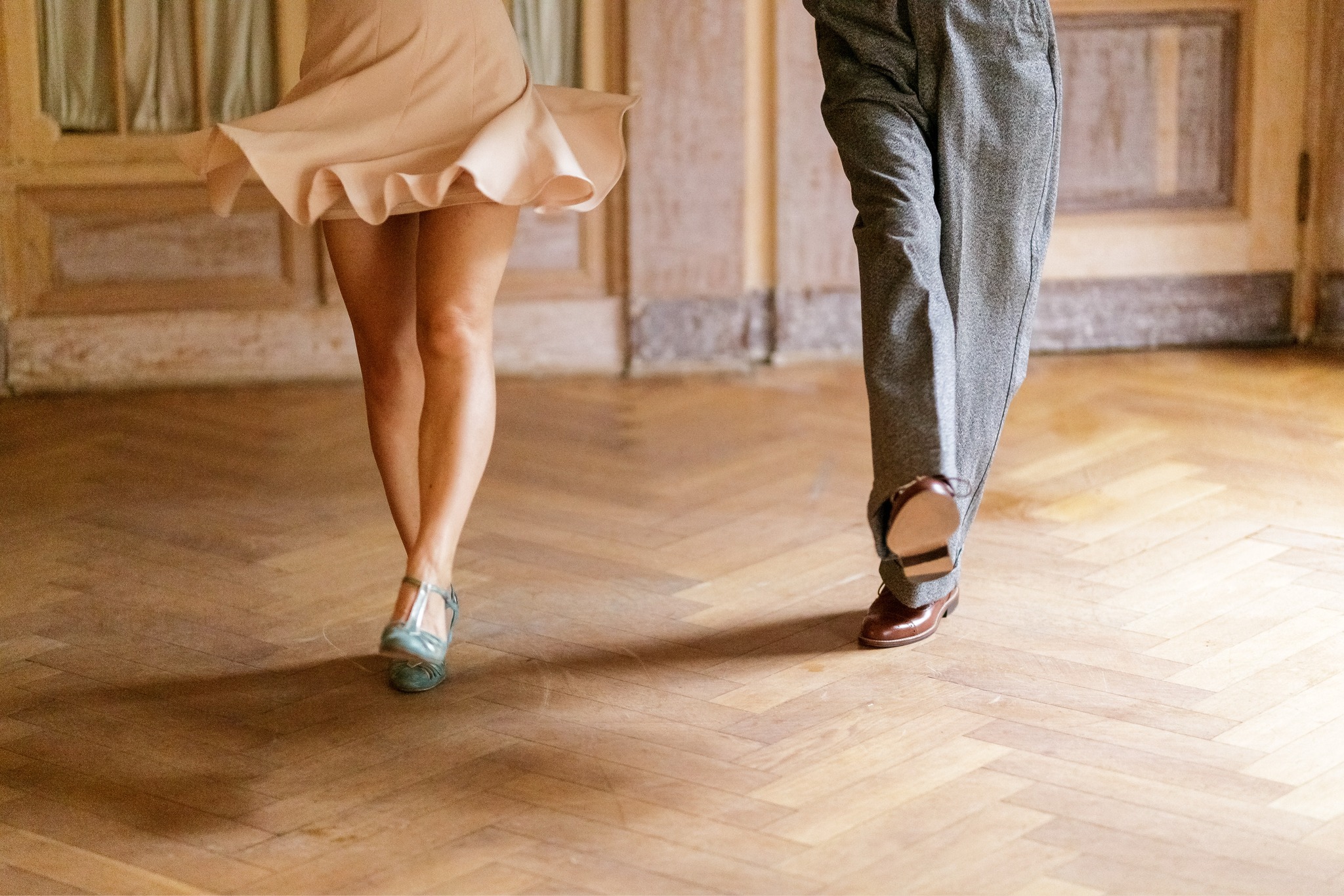 Six Twelve Swing Dance Night