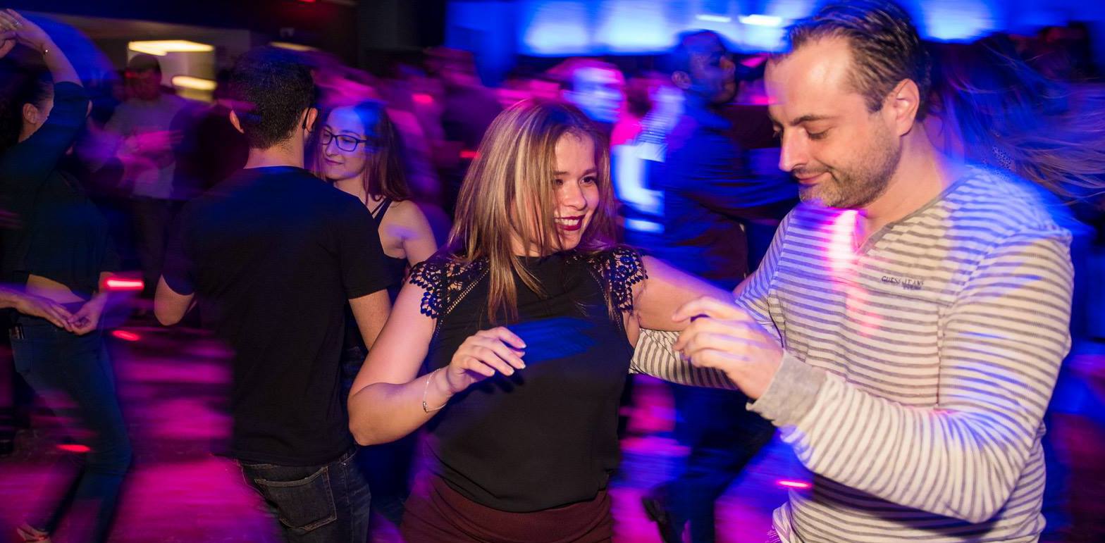 Bachata Room - Free Kizomba Class With Ceijay & Bruna