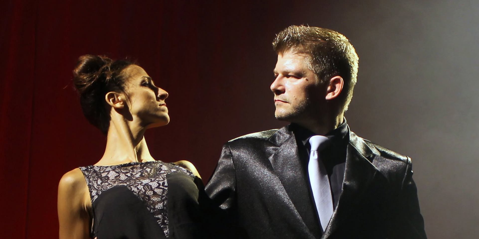 Letøvet hold i argentinsk tango. 9 søndage med Camila & Kim