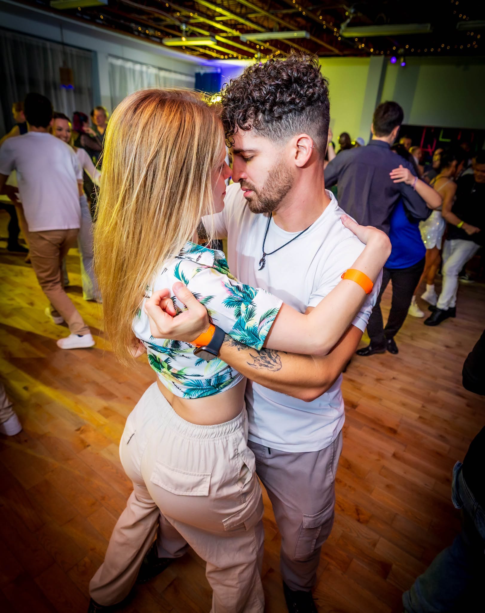 KIZ TIME Pratique de Kizomba GRATUIT