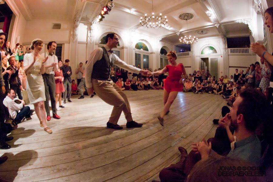 LINDY HOP & SWING ! Lessons and party