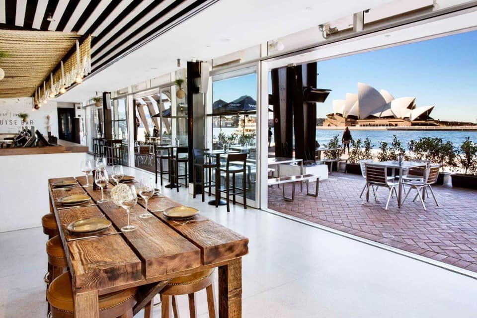 Salsa at Cruise bar sun long weekend