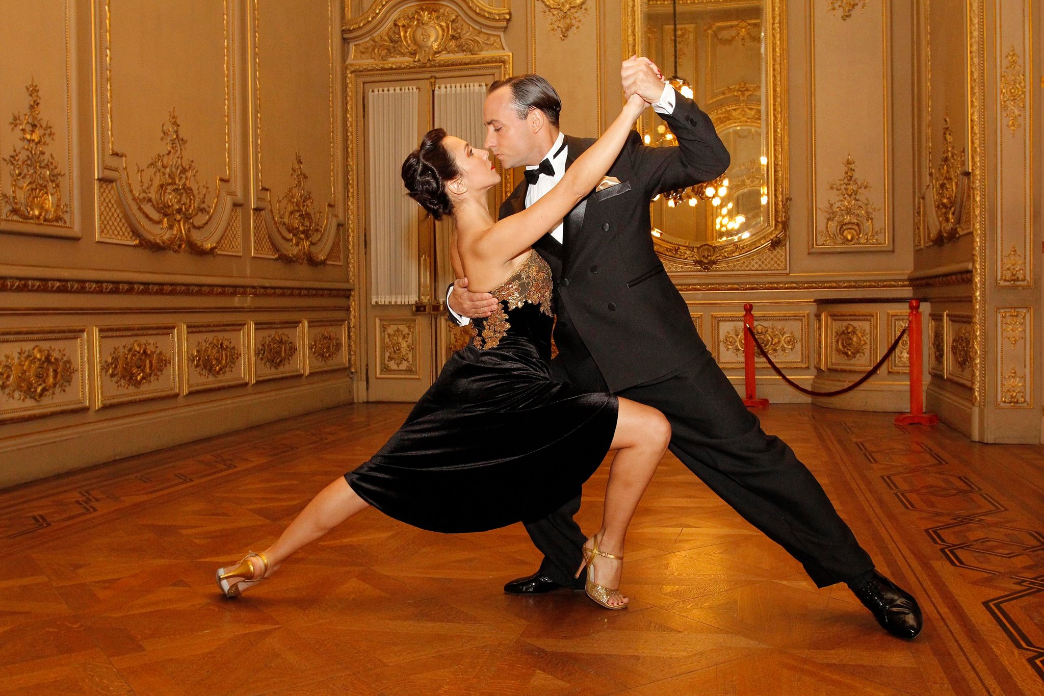 WORKSHOP E MILONGA CON I CAMPIONI MONDIALI 2013 M. CRISTIANI E J. ARFENONI