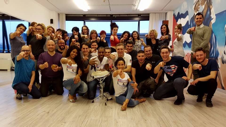 Corsi Salsa Bachata Reggaeton Base Cassina de Pecchi - Milano
