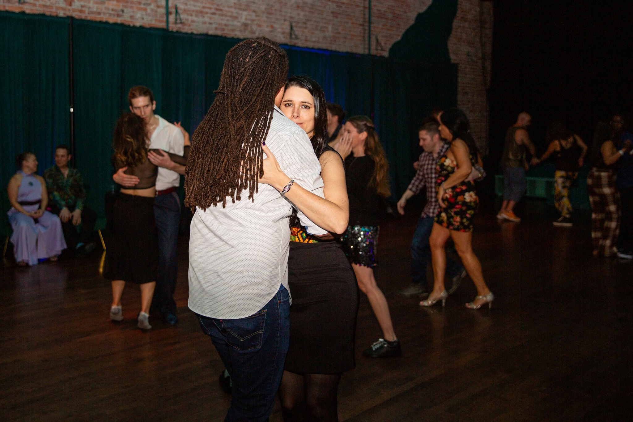 Kizomba Practica (21+)
