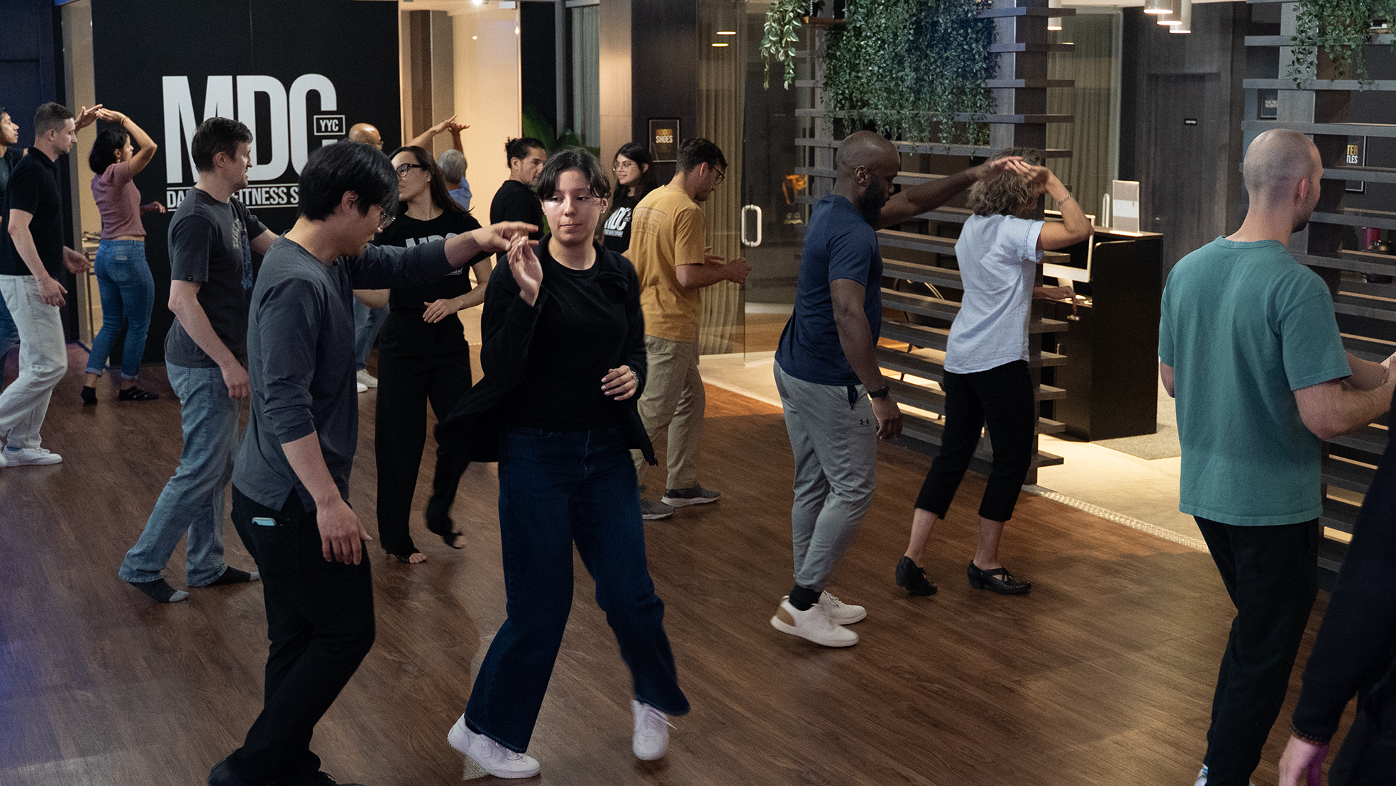 SATURDAY BEGINNER SALSA ON2 & BACHATA CLASSES