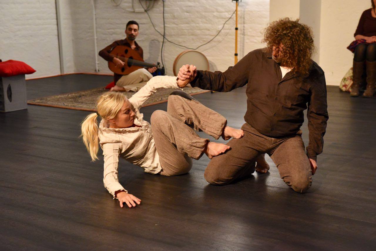 Contact Improvisation workshop "Fragments and Presence"