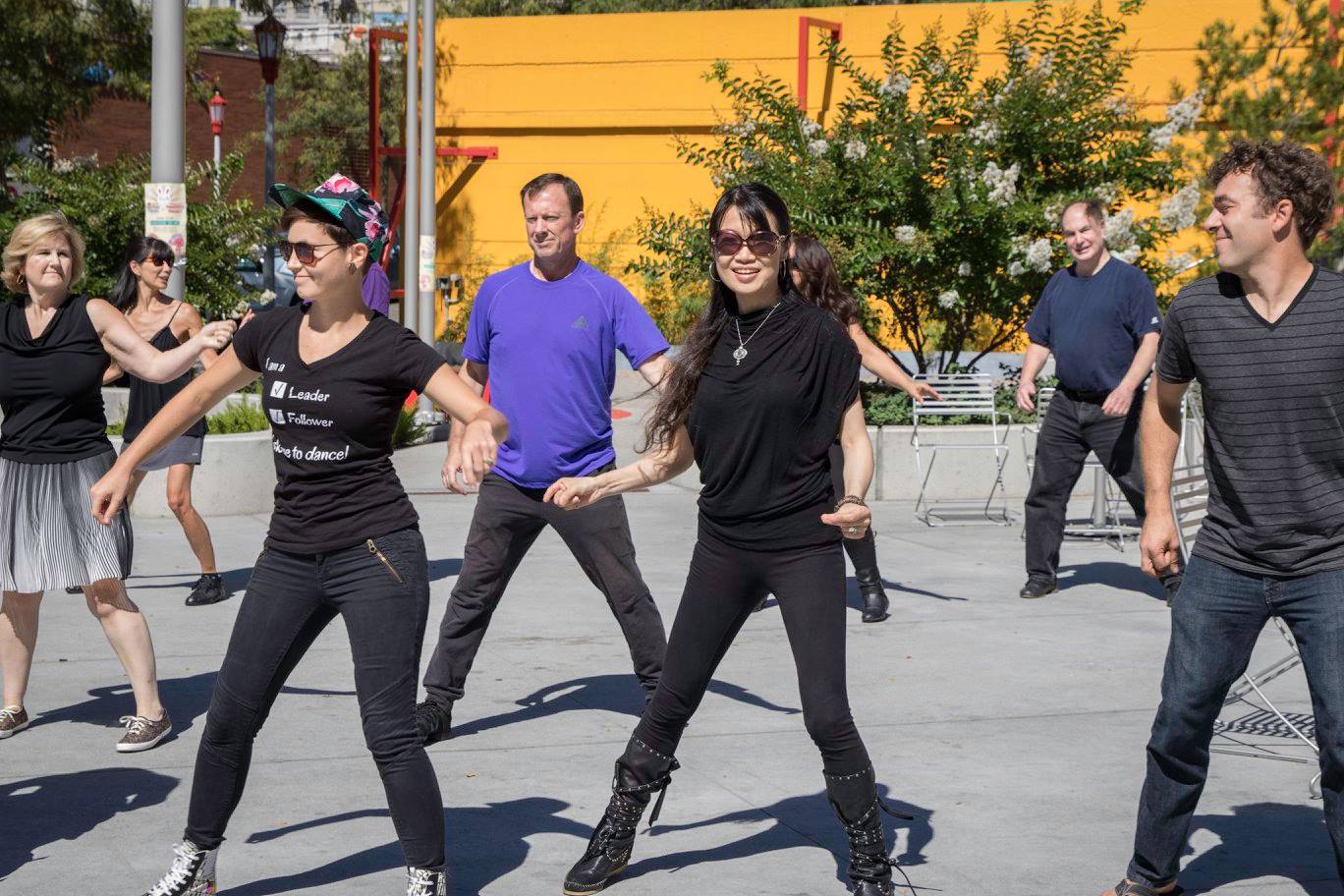 Flash Mob Practice, Lessons & Social Dance