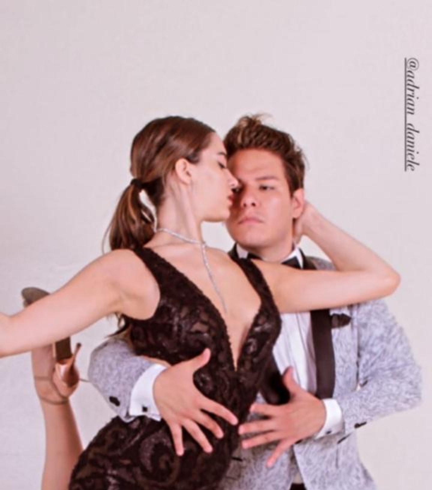 Tango Salon - Musicalidad Adornos Femme