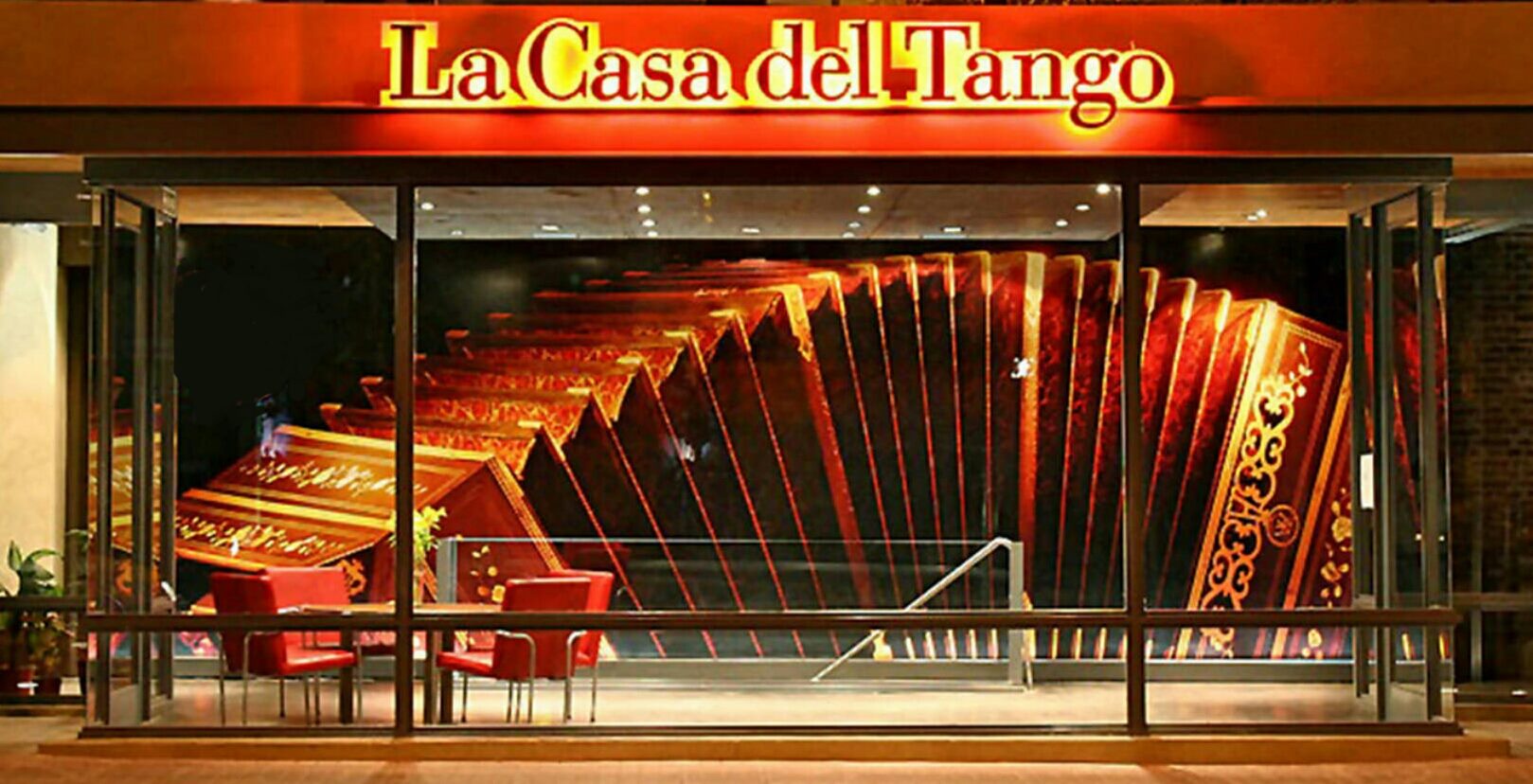 NOCHE MILONGUERA