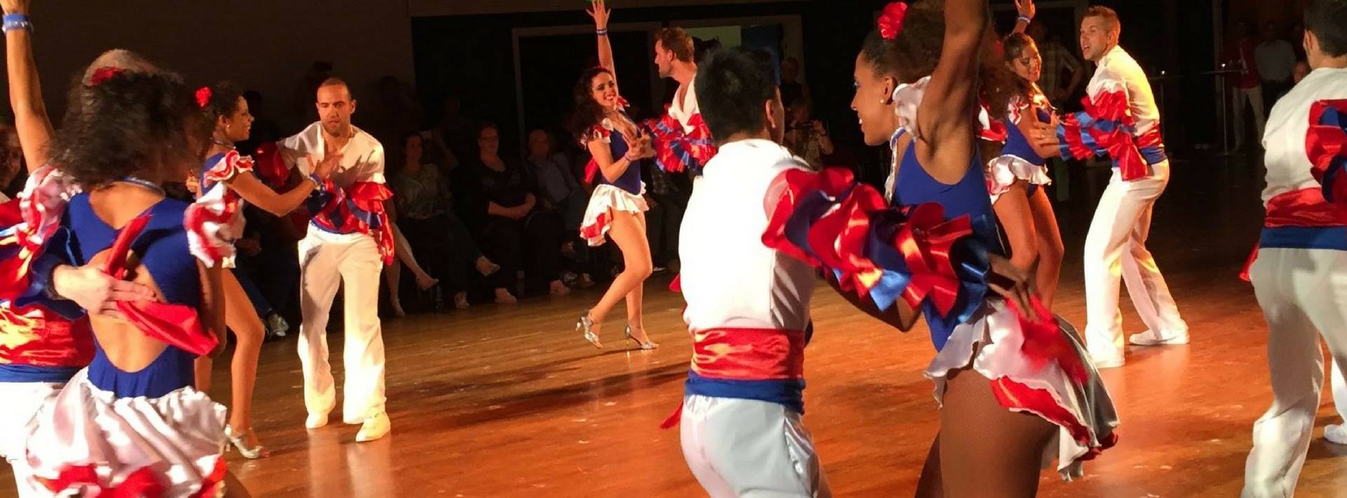 Salsa & Bachata RUEDA (free workshop)