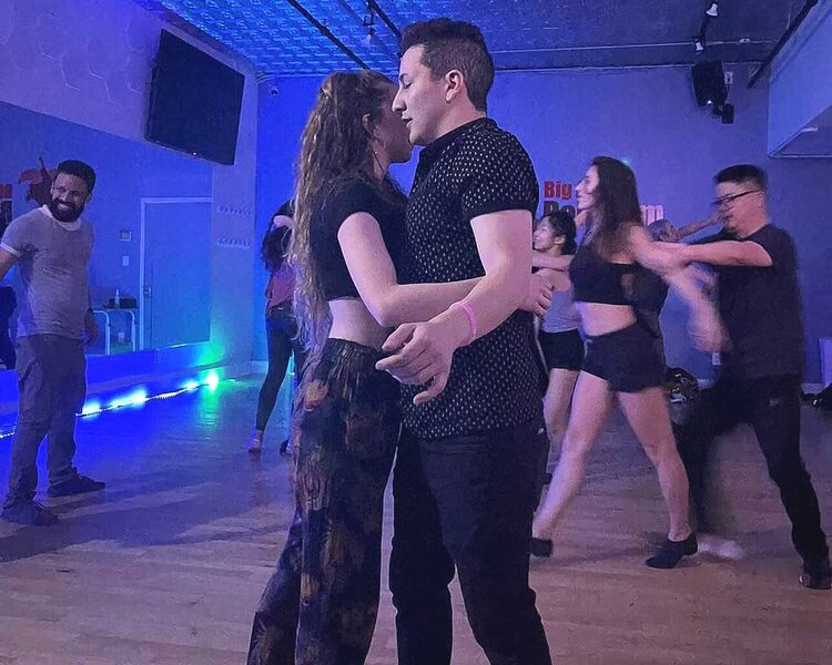 Big Apple West Coast Swing - Intro Lesson and Dance Party!