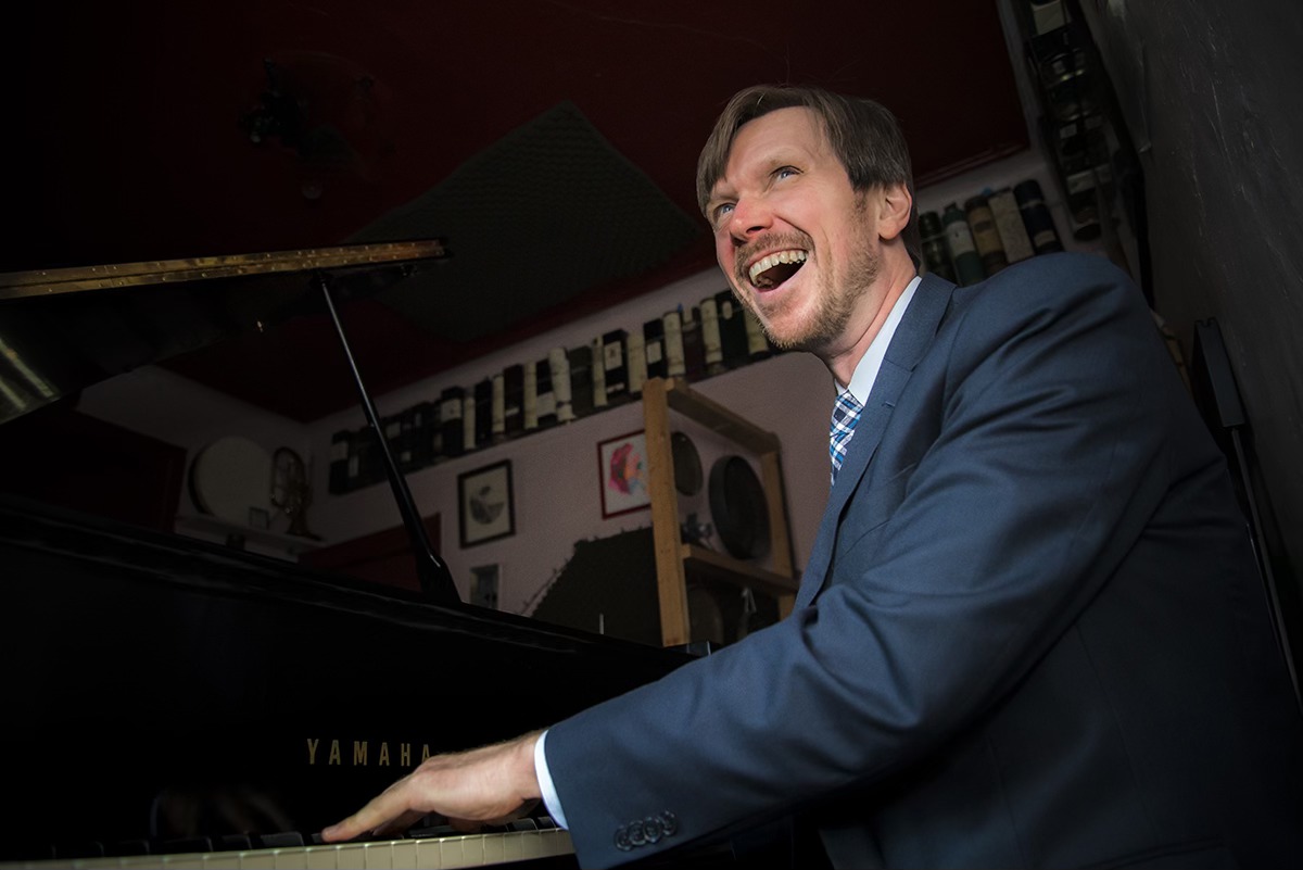 Sat. Night Swings Holiday Bash: GORDON WEBSTER at YSBD (Dec. 21st)