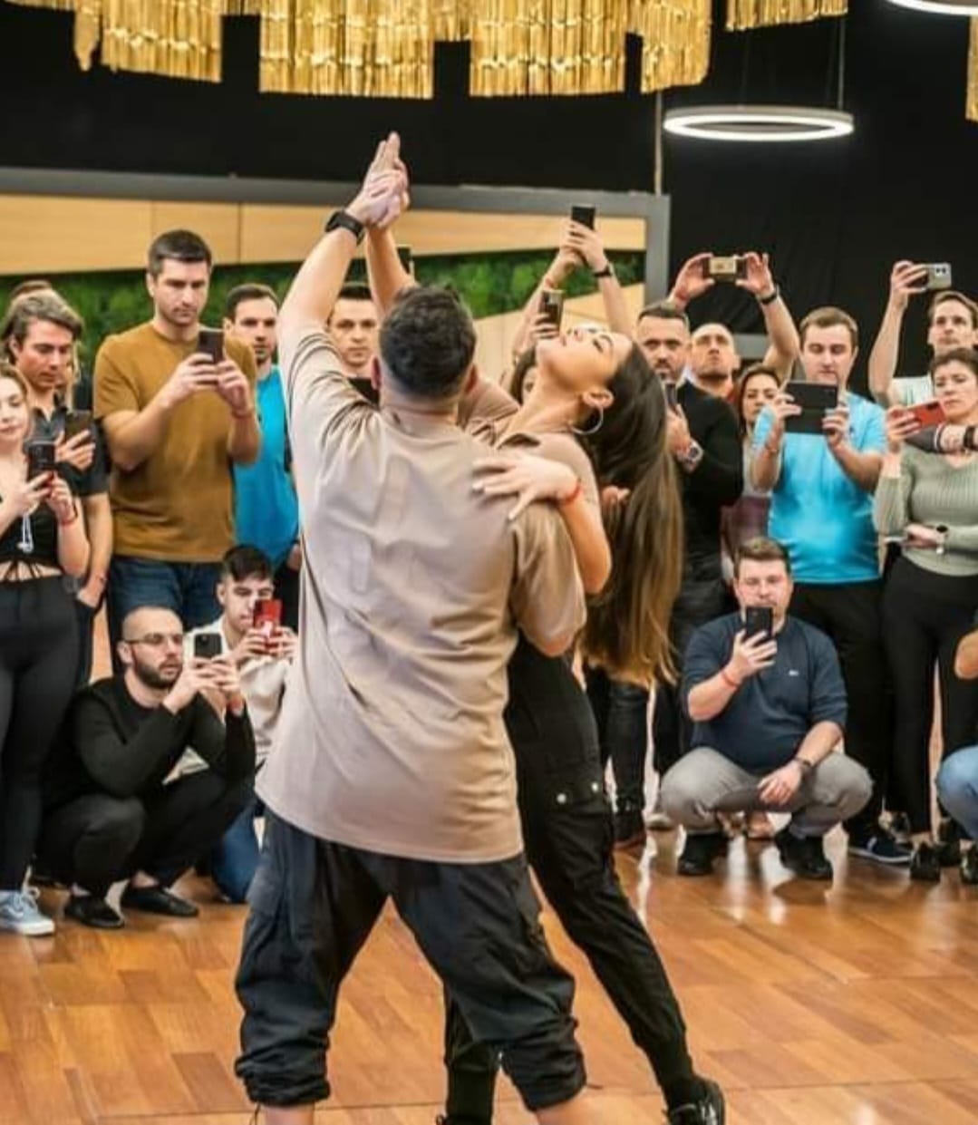 BACHATA WORKSHOP 💚 ALL LEVEL + PRACTICE PARTY 🥳 @ RIO CLUB BUCUREȘTI