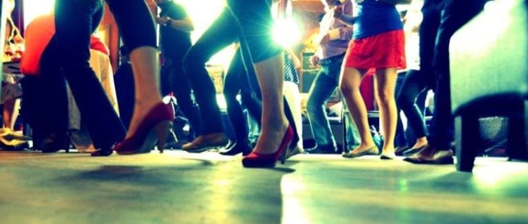 Bachatadanskvöld 80% og 20% mix af Salsa Kizomba & Zouk - 2 salir ef þarf
