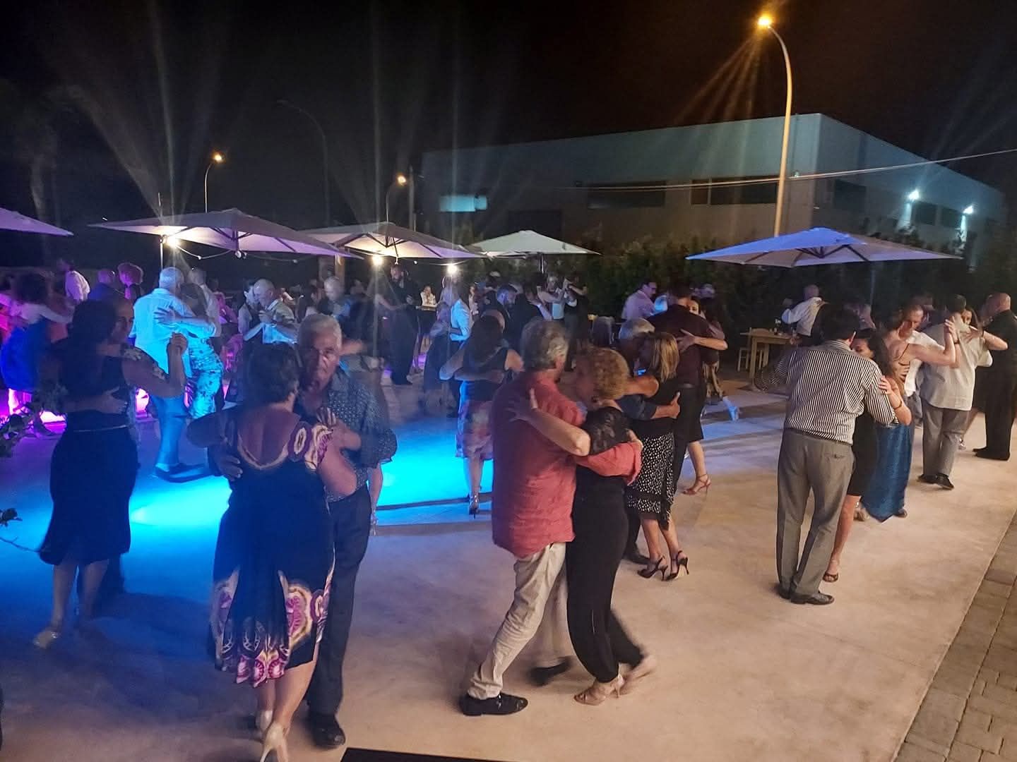 El Tanghificio - milonga in giardino