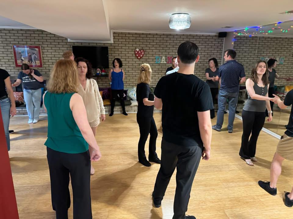Swing’n Saturday Den- 3rd Saturdays