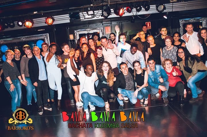 Viernes taller Bachata Kizomba Salsa Entrada Gratis (Barrokos)