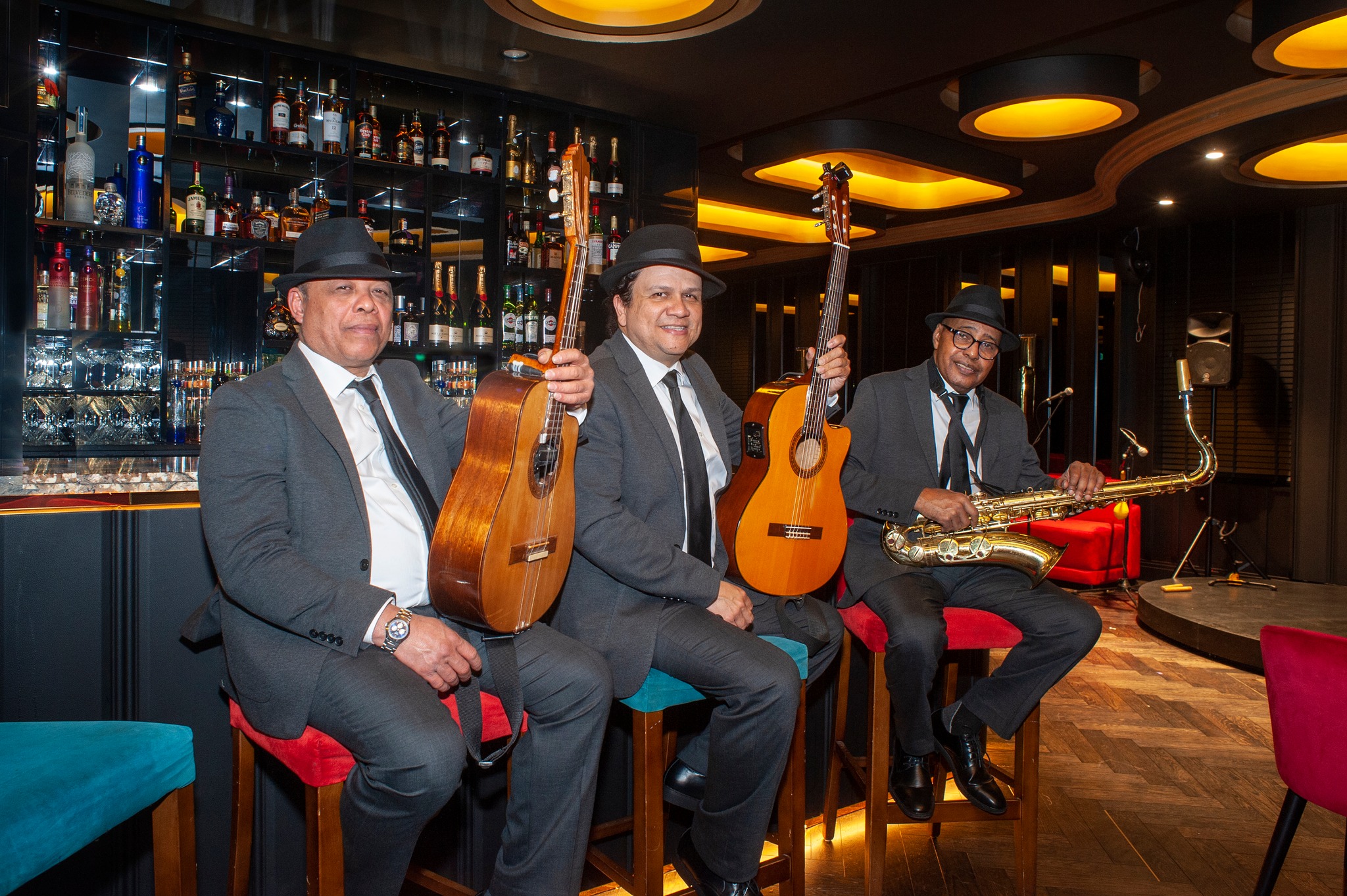 Sat. 25April 8pm. Join the Latin Night at Oriole Bar, Covent Garden - London π΅π·πΆ