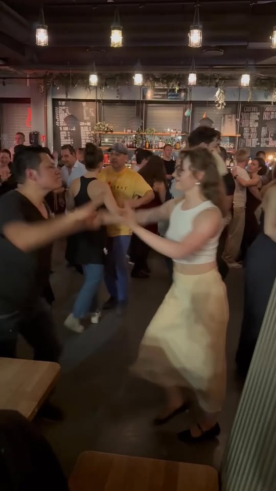 Salsa đ Intermediate kurs