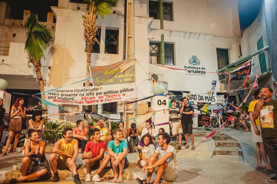 Prática de ZOUK e LAMBADA no Teatro Das Marias