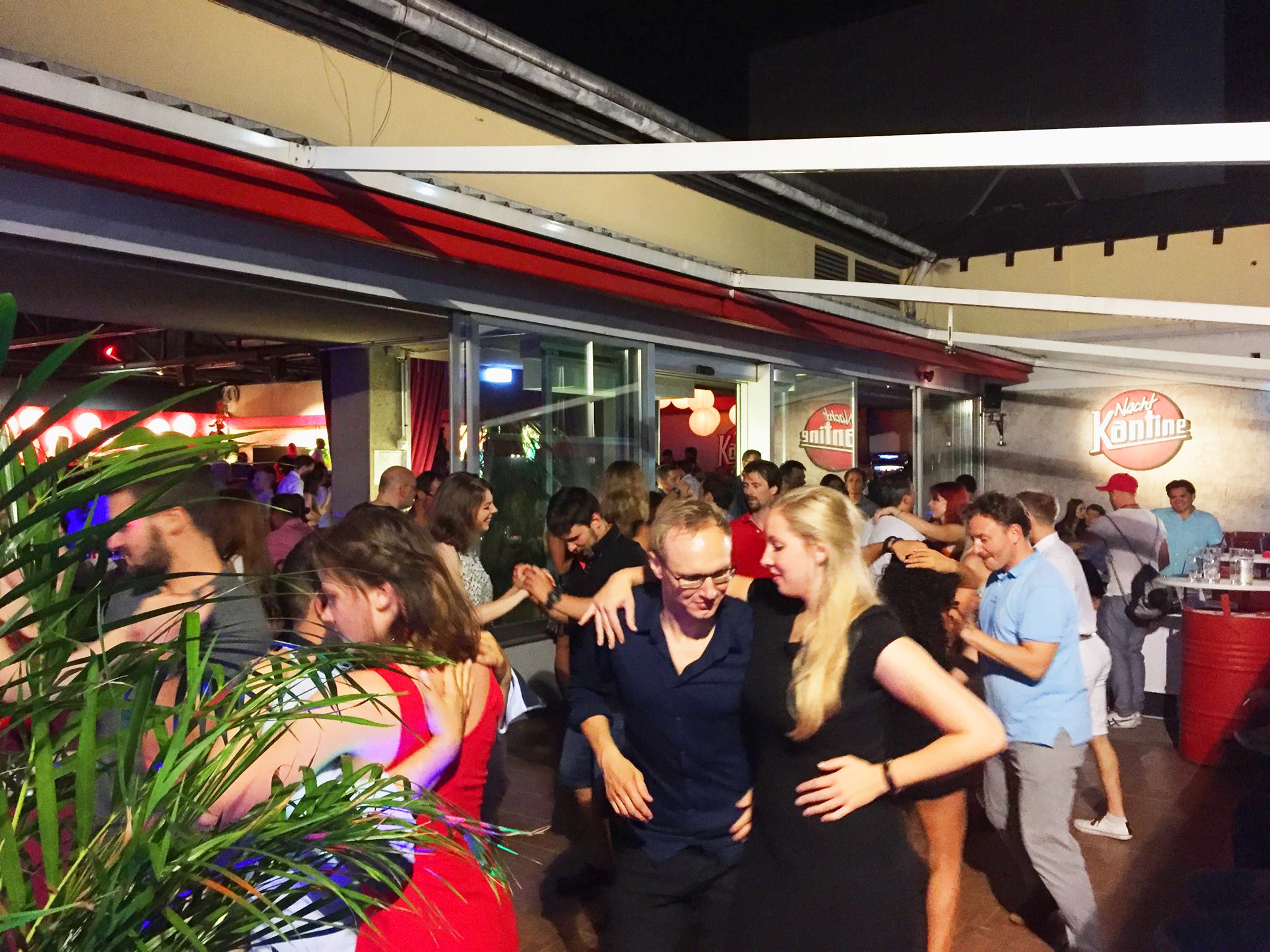 Salsa Cantina Party in der NachtKantine & Terrasse