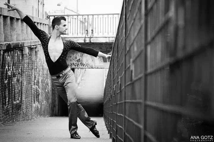 Latin Bodywork & Musicality with Adrián Sevilla Cortés