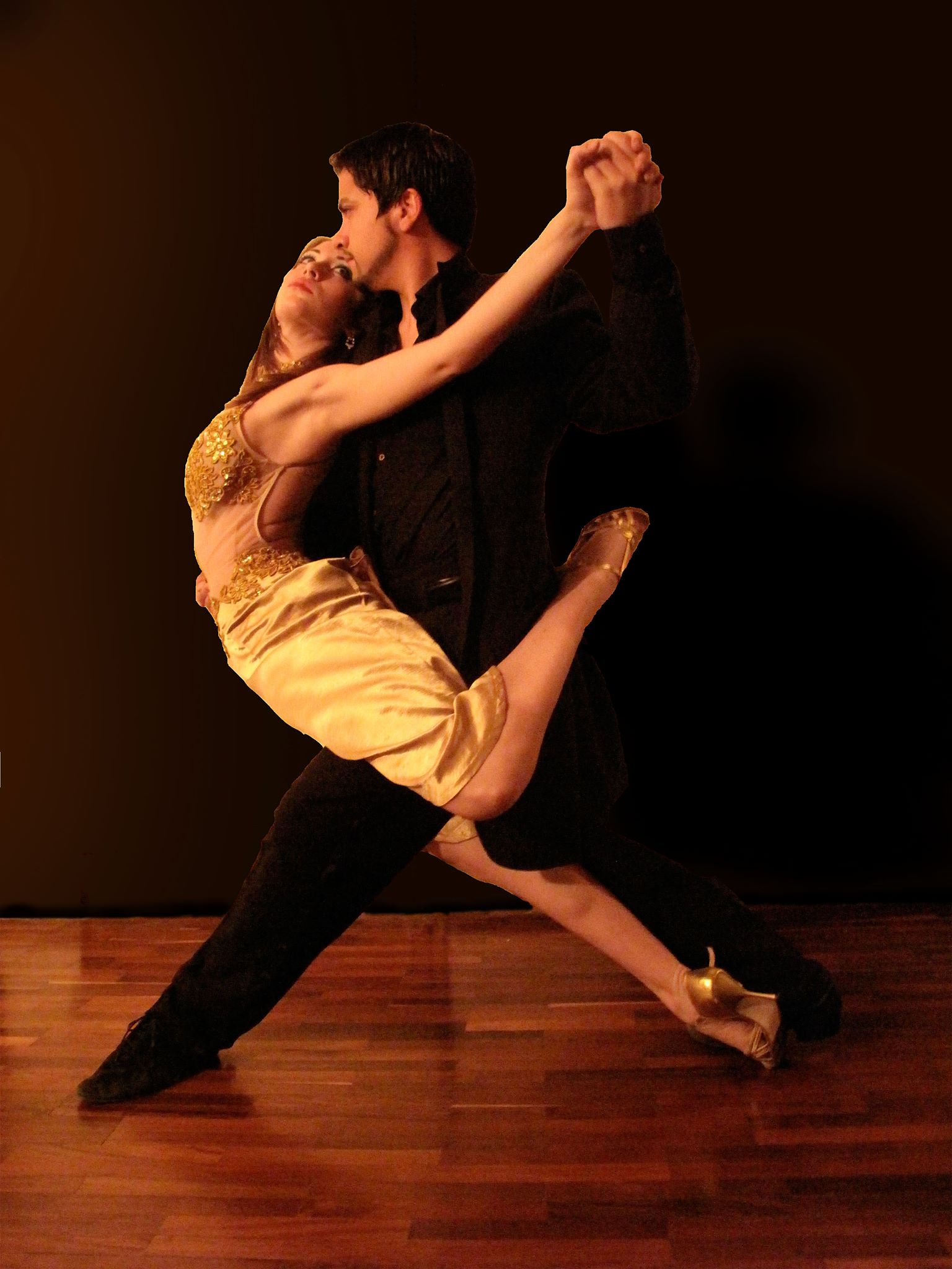 BEGINNERS II - El Giro Studio - ALejanDro Chavez and Maria Uzunova.