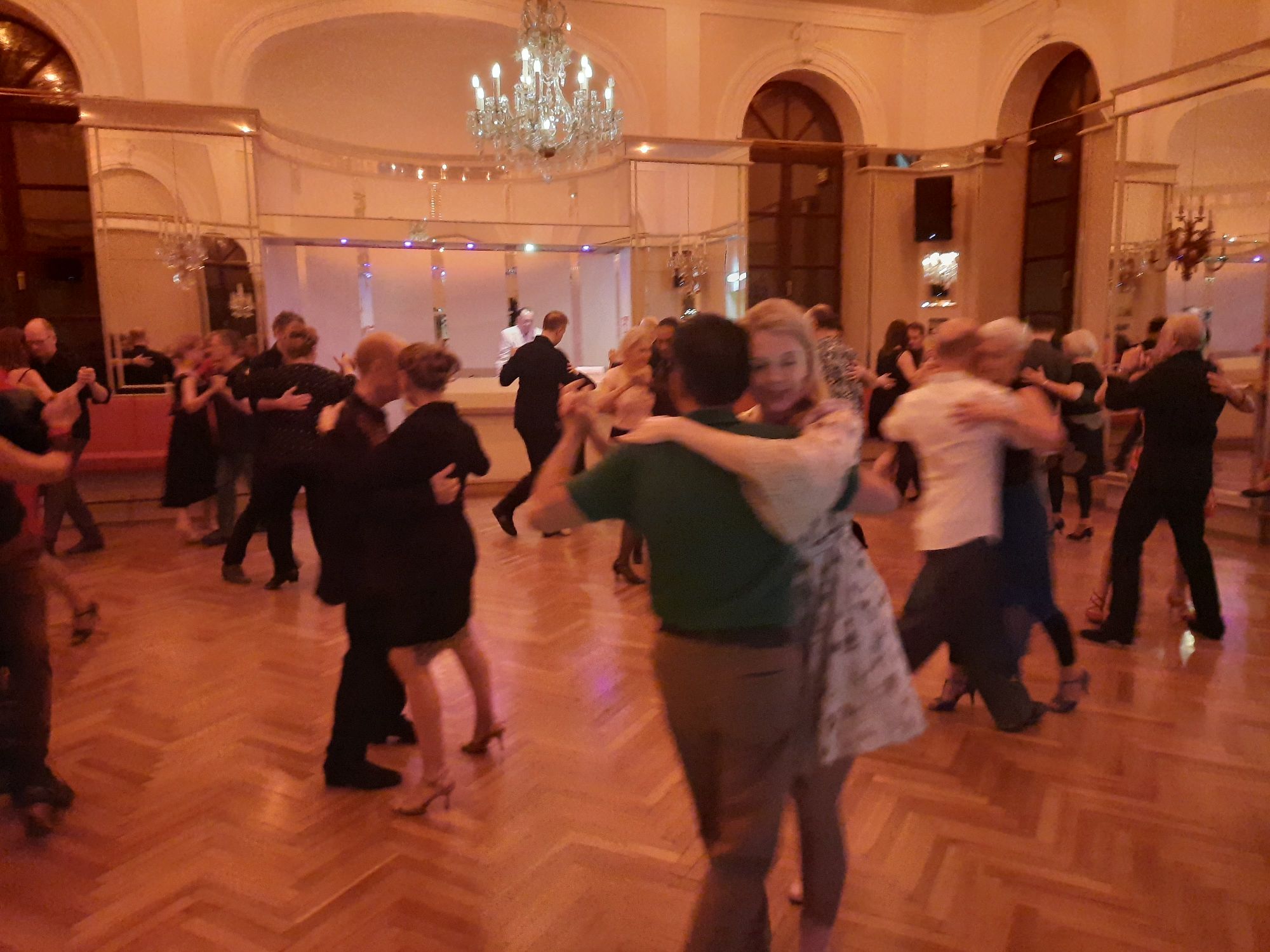 Tango Cafe- Sonntags Milonga