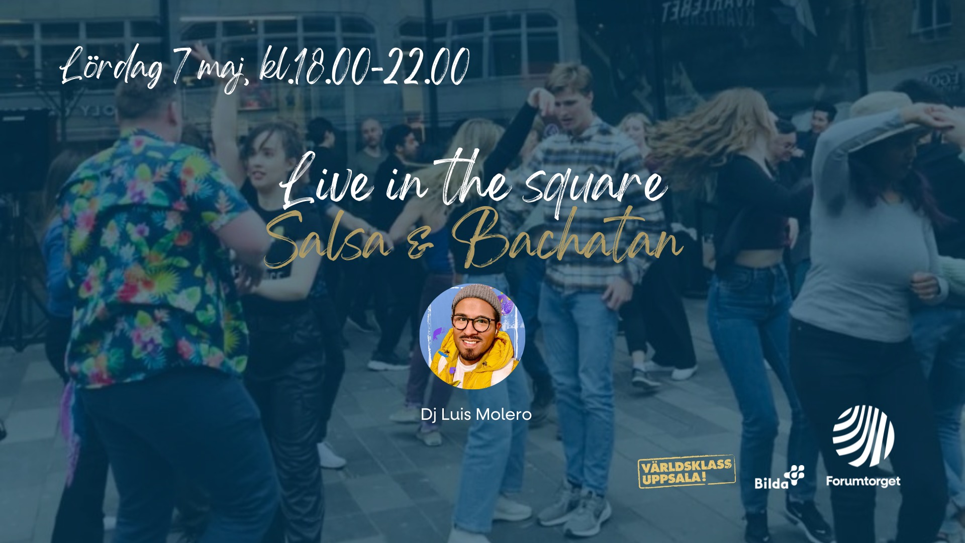 Live in the square - Salsa & Bachata!