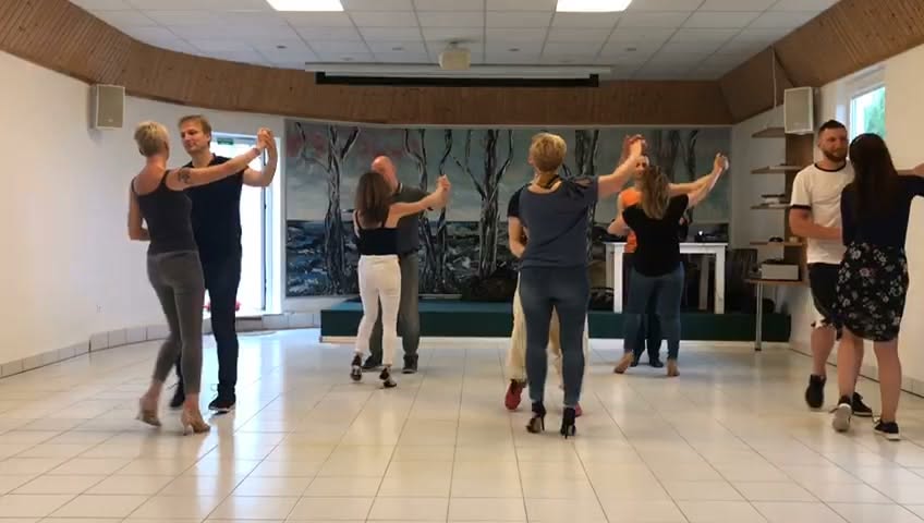 Jaunā rudens Bachata's grupa iesācējiem no paša sākuma!