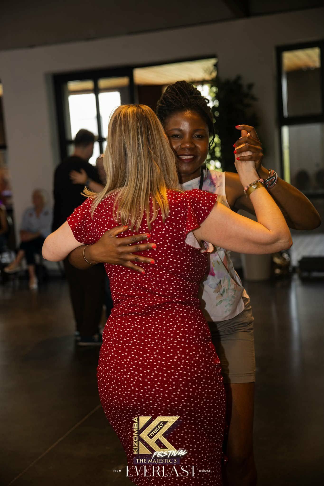 KIZOMBA WORKSHOPS WITH ZEPHIRINE SBK ON LAKE OUDENAARDE
