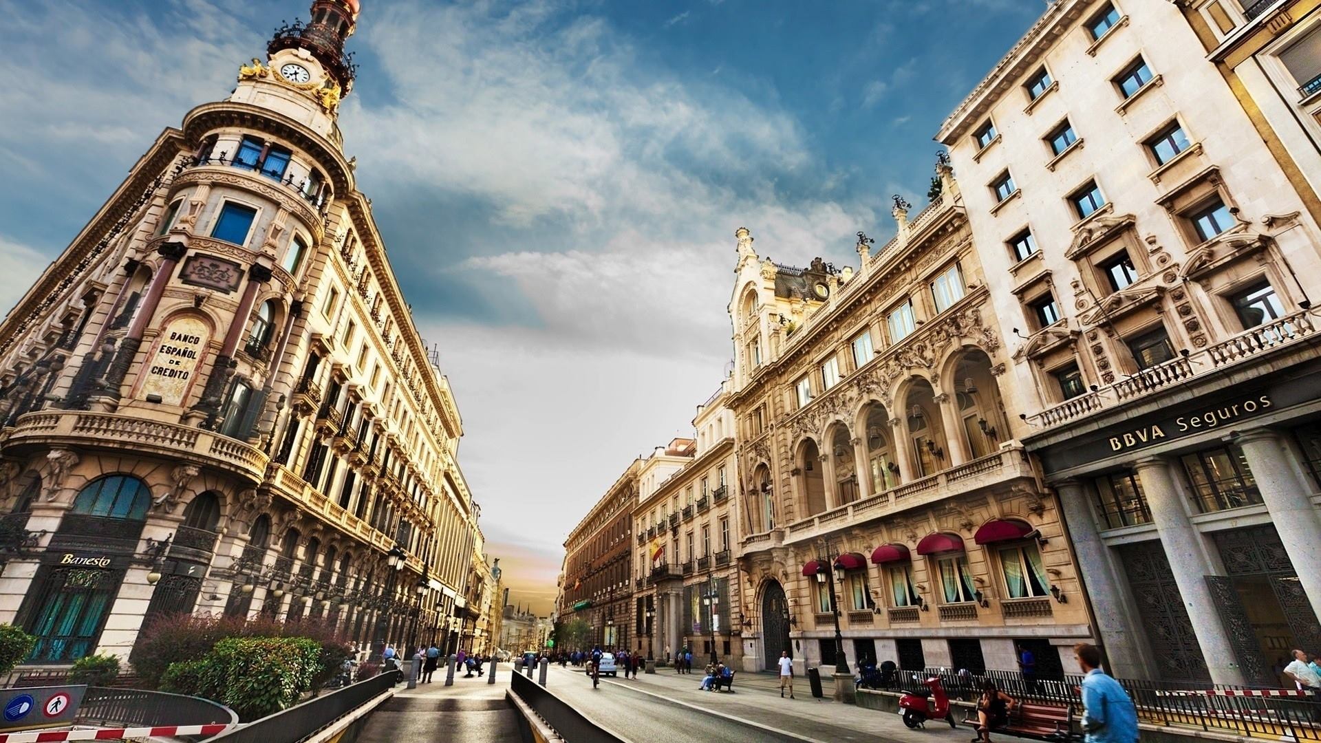 Salsa in the City of Barcelona! 22-26 september 2016, Dance4two