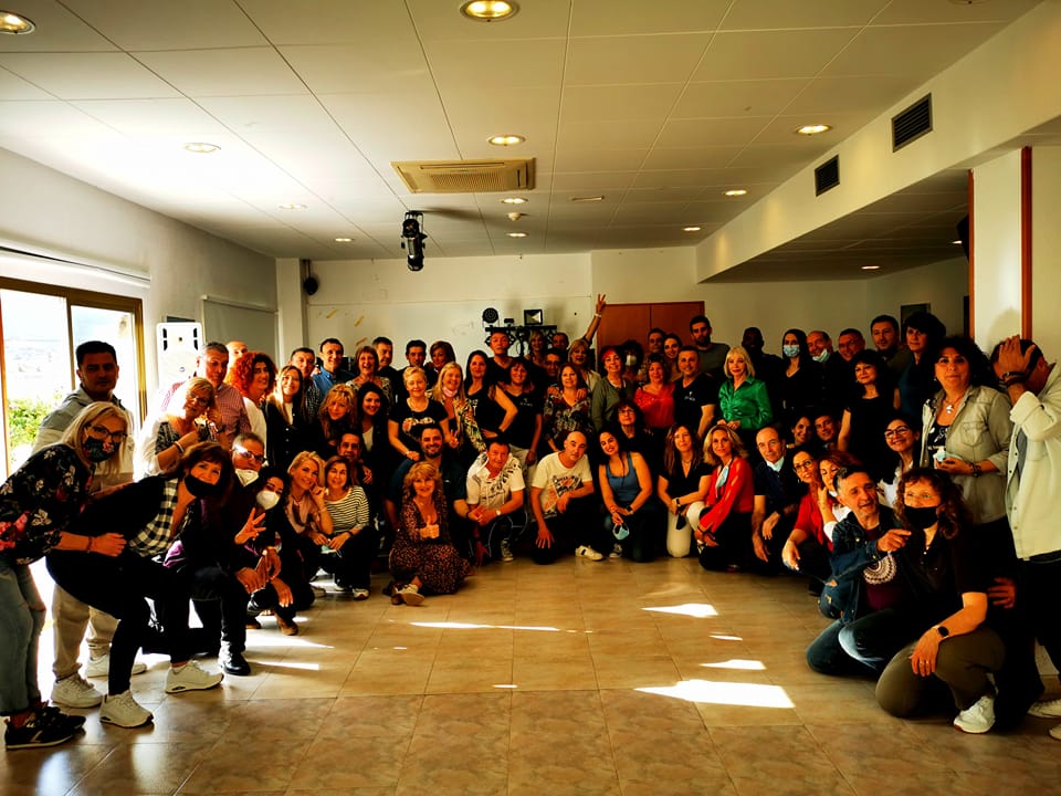 WEEKEND SALSA BACHATA SOCIAL