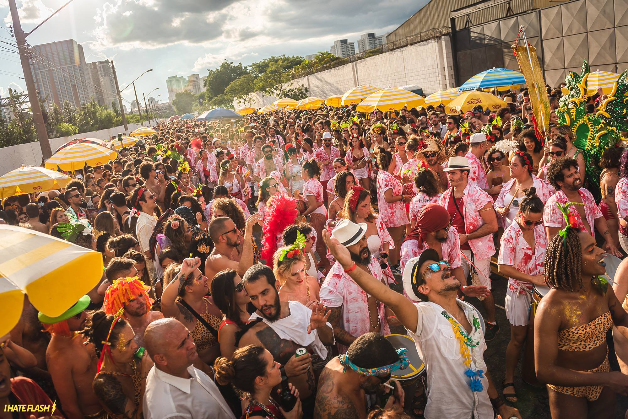 Grito de Carnaval da Pilantragi: Baile da Fantasia grátis em SP