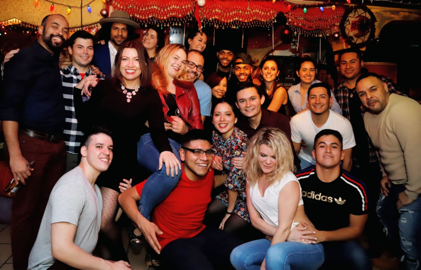 BACHATA CLASS + SOCIAL