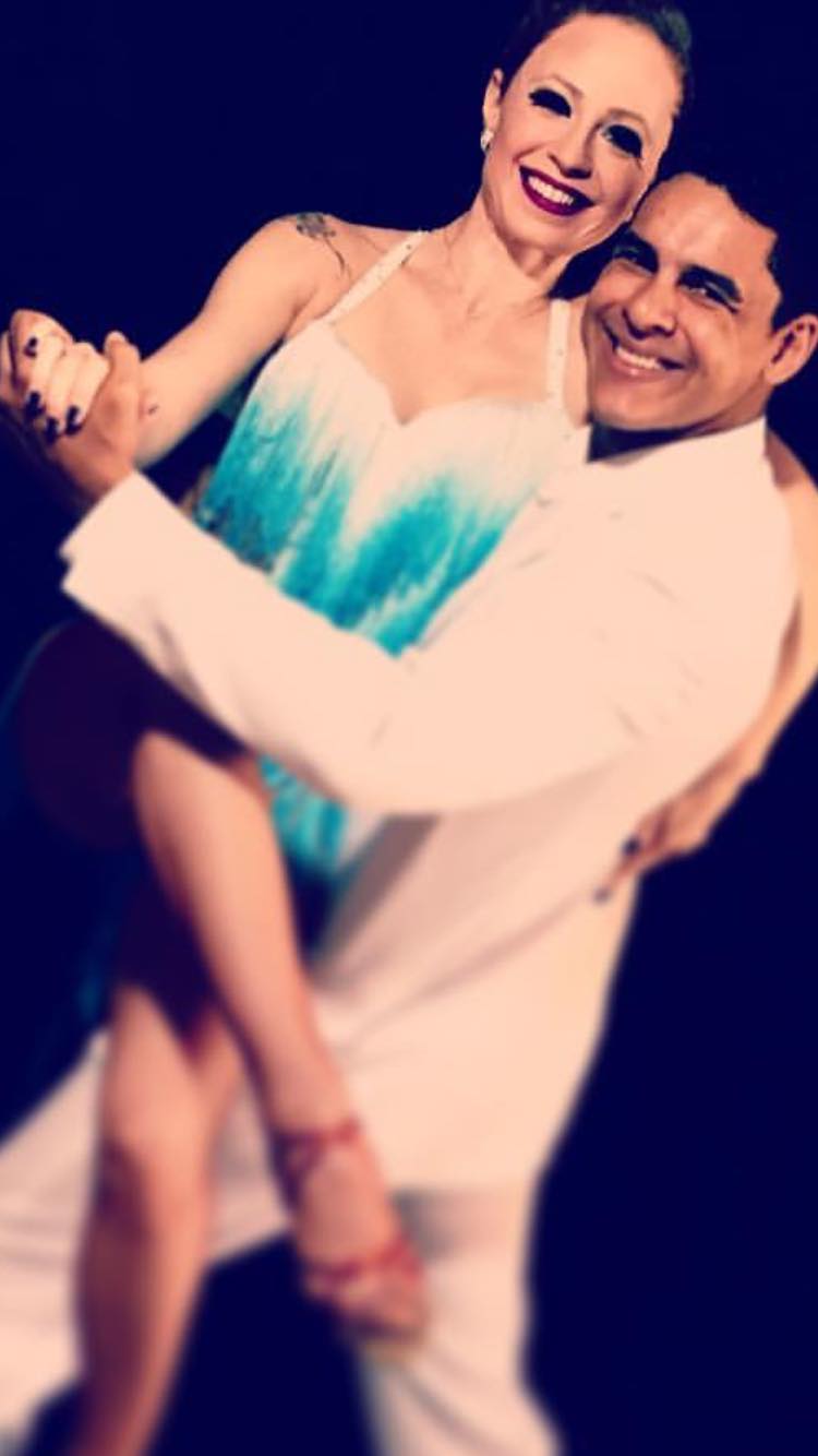 Aula Gratuita de Salsa Intermediária
