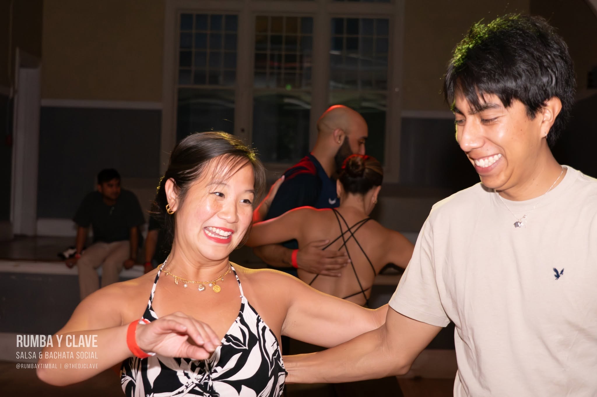 Rumba y Clave: Salsa & Bachata Social
